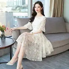  2019夏季新款立体花燕尾裙摆荷叶边袖中长款修身显瘦连衣裙仙女裙