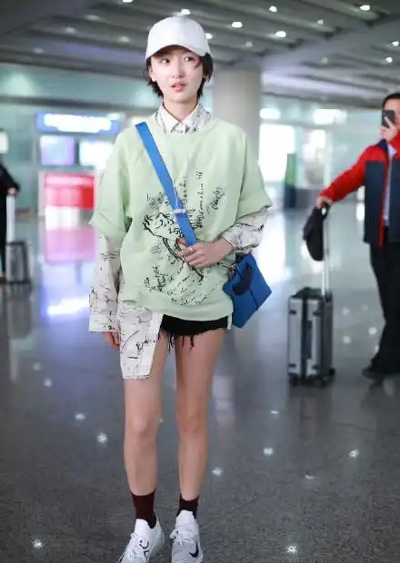  今夏最流行颜色必须是这个,宋茜热巴刘雯都在演绎,最好看的是她