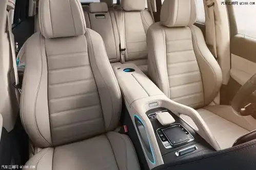  详解21款奔驰gls580价格及实拍图片