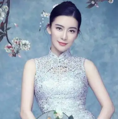  心理测试您想在晚宴上穿什么礼服,测你未来过什么档次的生活
