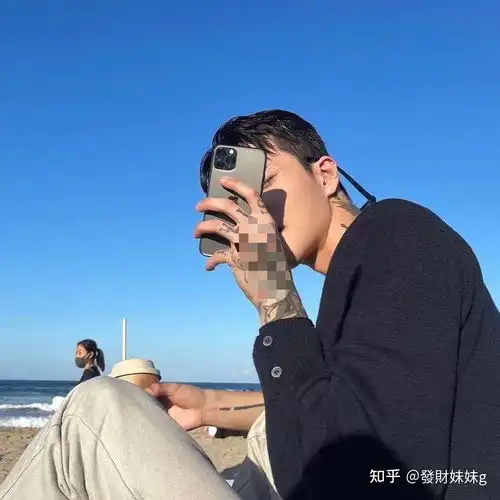 情侣头像不露脸一人一半