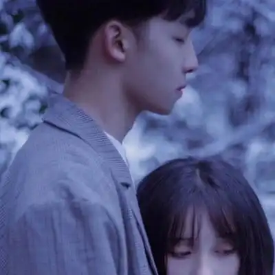  情侣恩爱甜蜜头像,狂风暴雨我也爱你