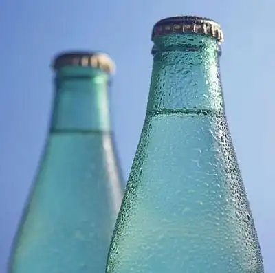 俊字头像汽水