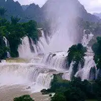 紫色山水风景微信头像云