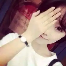  求好看的女头像最好是小清新的谢谢罗例图