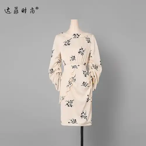  2019春装新款欧美时尚气质印花裙荷叶修身显瘦中长包臀连衣裙