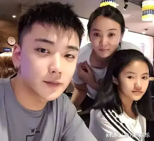  李勒优变形计最幸运女孩,补习费500元1小时,今年高考成绩如何
