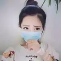  hisfavouritefoodisicecream.意思是他最喜爱的食物