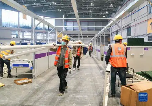  新华全媒丨争分夺秒的四叶草上海最大方舱医院建设纪实