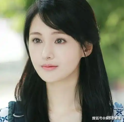  郑爽心软哭着与孩子视频通话知情人揭真相假的,她仍不愿和解