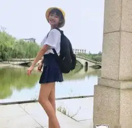  抖音里女网红帅不过三个月就凉凉了,唯独她,一直爆红状态