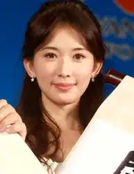  女星笑与不笑差距大上一秒天仙下一秒猪扒