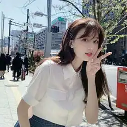  高清女神真人写真照气质小清新女生图片