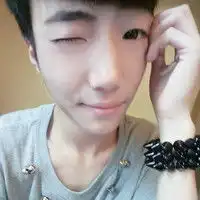 适合17岁男生头像动漫