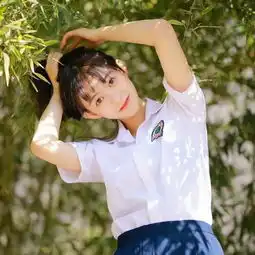 幸运草头像小清新图片女