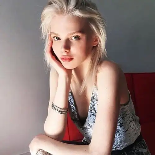  傲娇小女人