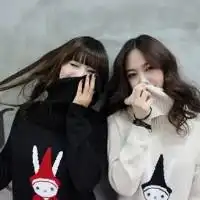 闺蜜头像一冷一萌两个女