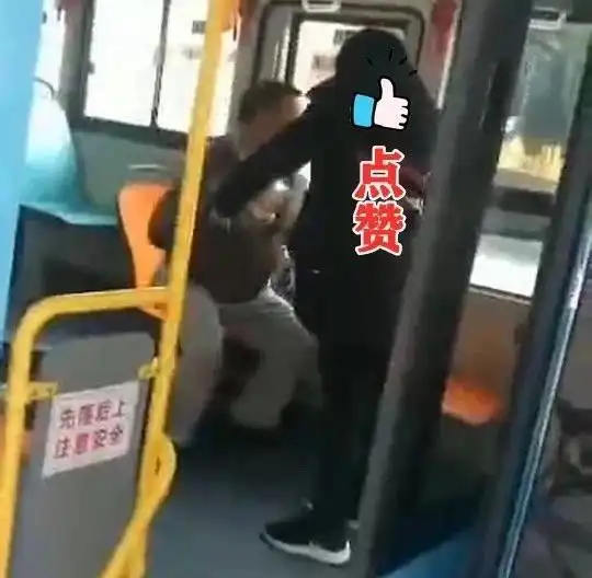  东莞麻涌一男子以身试法坐公共汽车拒戴口罩被拘留