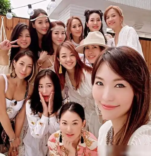 简单的头像清新脱俗名媛