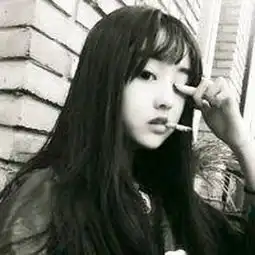  谁帮我把这此照片弄成480480的,可以上传快手头像的,十分感谢