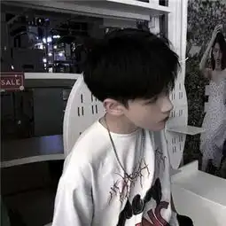  男生头像真人阳光可爱清新阳光少年