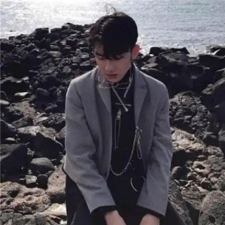 qq头像男生帅气超拽男生