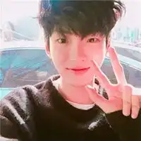  头像男干净男干净阳光简单头像