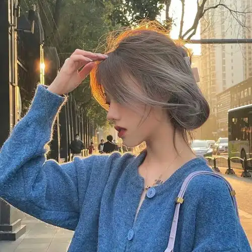  优质头像丨久居深港,只为一人