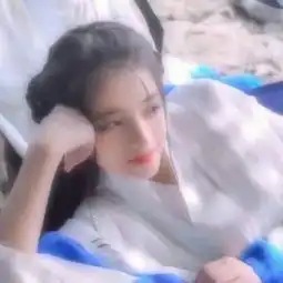 情侣头像不露脸一人一半