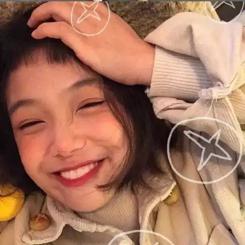  班花都羡慕女头火了,张张都是精品,网友秀儿快收手吧