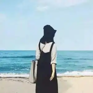  如果可以两个人相爱,谁愿意一个人孤独