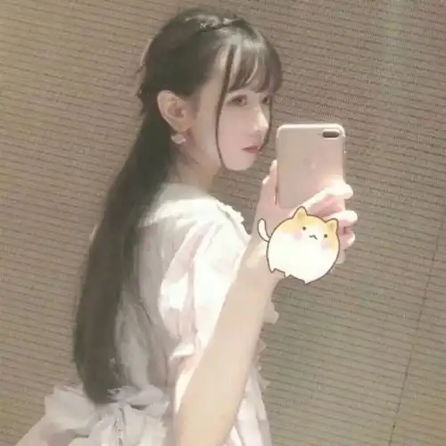  女生头像情出自愿