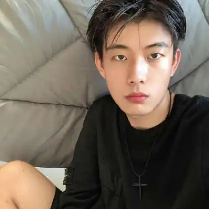  冷就一个字高冷男生头像真人