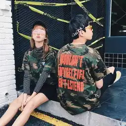  男生这样穿有点文艺,撩妹值满分