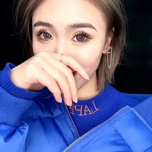  戴口罩看颜值的视频火了,电眼美女摘掉口罩,究竟长什么样