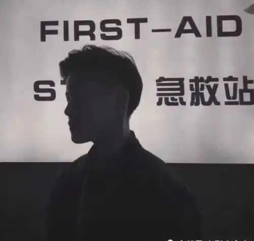  最近超奈斯的情侣头像火了你是我穷极一生的梦想,我爱你