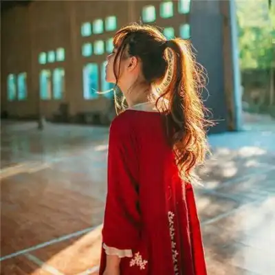  微信头像背影女霸气漂亮优雅好看的微信头像