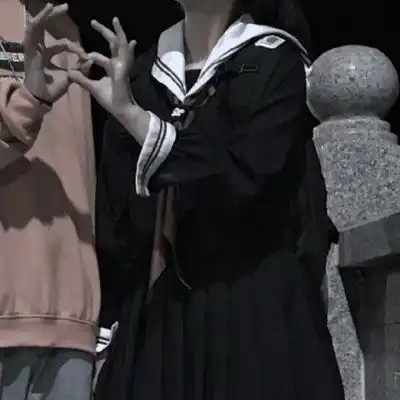  半身情侣头像不露脸一对姐就爱淑女怎么了