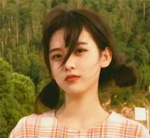  女人变心了,找到一个可以弥补寂寞的爱情,不是真心