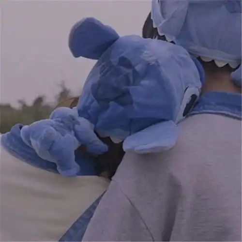 情侣头像单人不露脸明显
