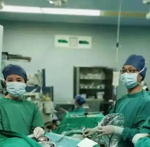  第二春30岁男子突然长高近1米9,颜值却直接崩了原来...