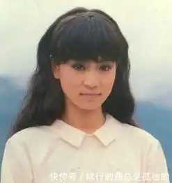  琼瑶剧的御用女演员刘雪华,现在的她依旧保持着对于表演的热爱