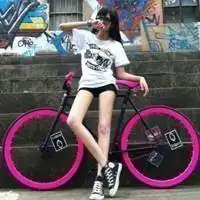  自行车女生头像五彩炫酷自行车