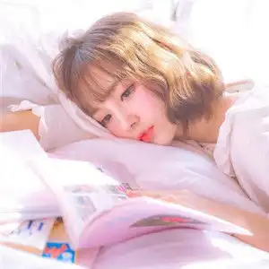  2019清新脱俗微信女生头像,甜美的笑容让人感到动心的魅力