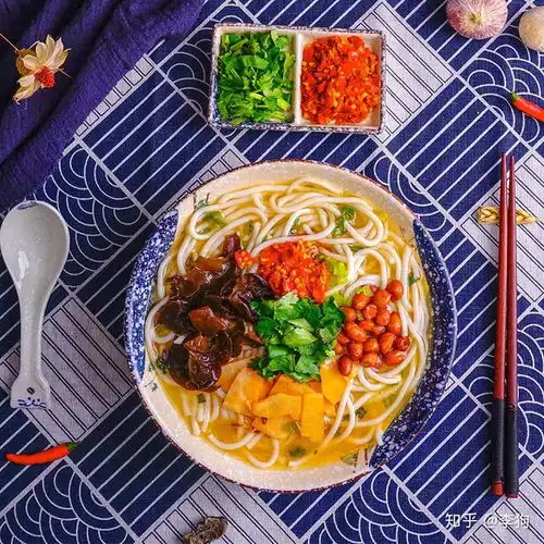  你有哪些买了又买吃了又吃的零食推荐