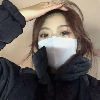 预防疫情的戴口罩文案女头像