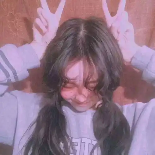 女生拽到爆的头像暴打
