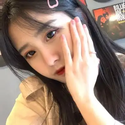  女生头像望喜