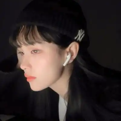 苏瓷成熟精致女头唯美个性成微信头像我要个性网