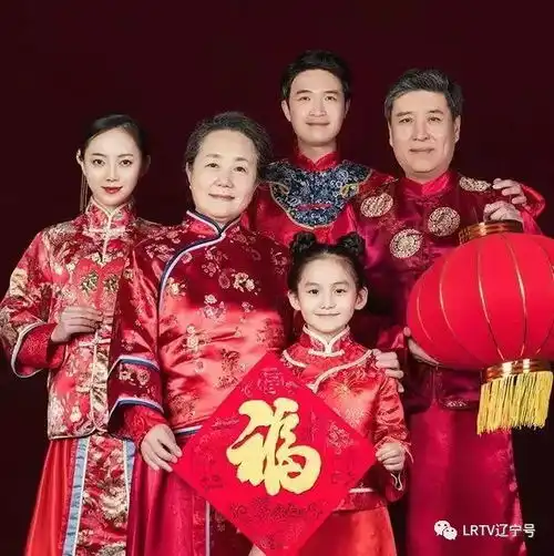  过年啦,辽宁号帮你拍张全家福马上刷爆朋友圈